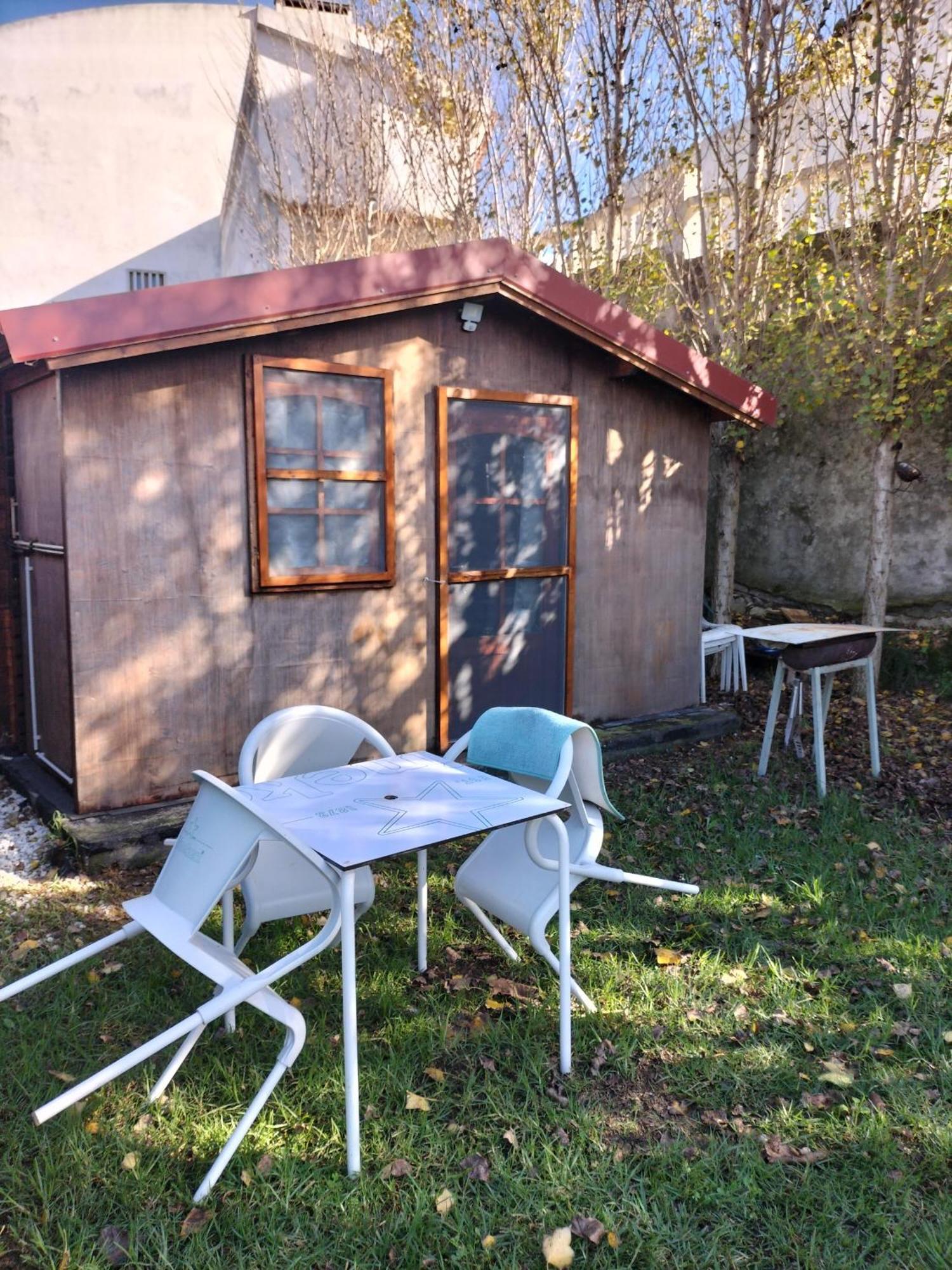 Gasthaus Dinocamp Lourinhã Exterior foto
